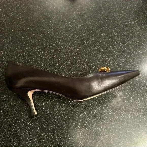 Stuart Weitzman leather black pumps with golden detail - Picture 2 of 8